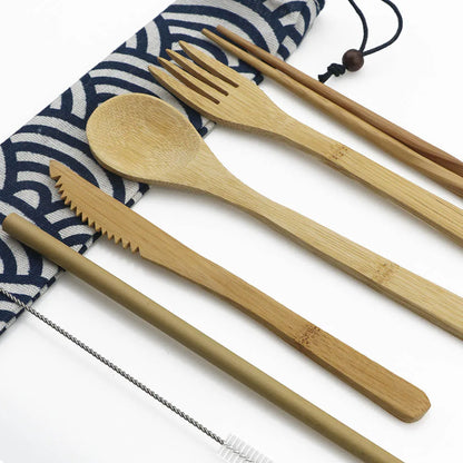 🥢 Еко комплект прибори за хранене от бамбук – 7 части с торбичка